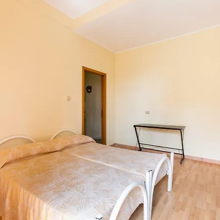 Apartament Petra *